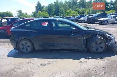 Седан Tesla Model 3 2023 в 