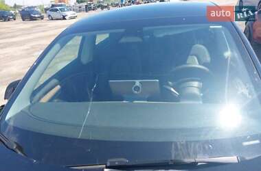 Седан Tesla Model 3 2023 в 