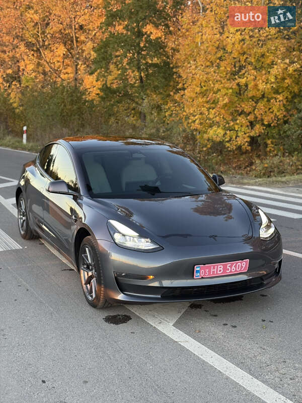 Седан Tesla Model 3 2023 в Луцке фото 11 Седан Tesla Model 3 2023 в Луцке