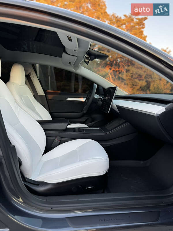 Седан Tesla Model 3 2023 в Луцке фото 33 Седан Tesla Model 3 2023 в Луцке