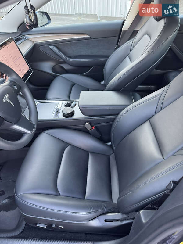 Седан Tesla Model 3 2023 в Киеве фото 34 Седан Tesla Model 3 2023 в Киеве
