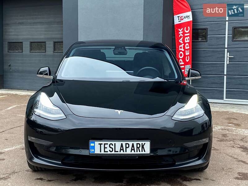 Седан Tesla Model 3 2018 в Киеве фото 3 Седан Tesla Model 3 2018 в Киеве