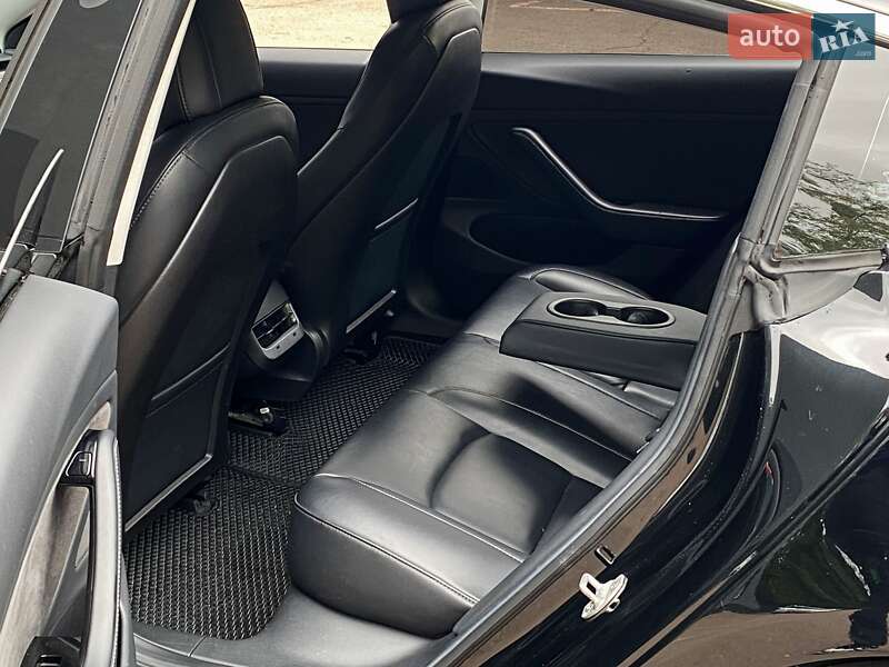 Седан Tesla Model 3 2018 в Киеве фото 15 Седан Tesla Model 3 2018 в Киеве