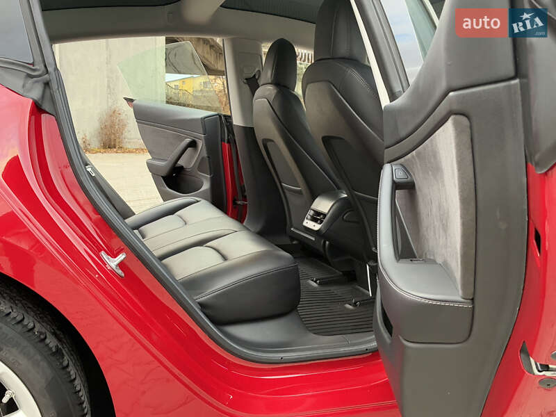 Седан Tesla Model 3 2018 в Дрогобыче фото 48 Седан Tesla Model 3 2018 в Дрогобыче