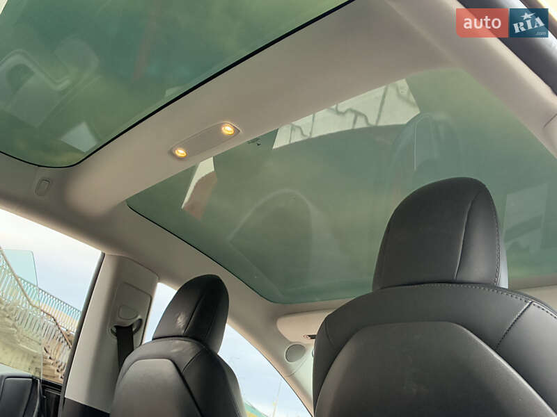 Седан Tesla Model 3 2018 в Дрогобыче фото 54 Седан Tesla Model 3 2018 в Дрогобыче