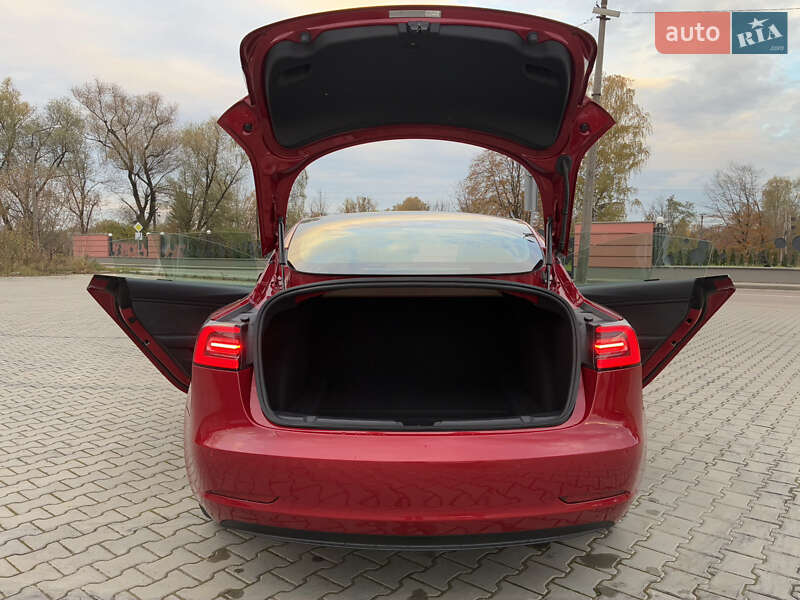 Седан Tesla Model 3 2018 в Дрогобыче фото 82 Седан Tesla Model 3 2018 в Дрогобыче