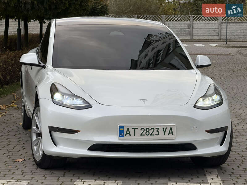 Седан Tesla Model 3 2023 в Івано-Франківську фото 3 Седан Tesla Model 3 2023 в Івано-Франківську