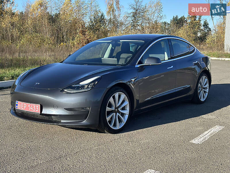 Tesla Model 3 2019 Tesla Model 3 2019