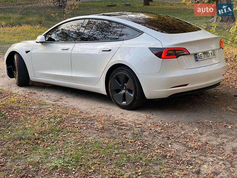 Седан Tesla Model 3 2021 в Дніпрі фото 8 Седан Tesla Model 3 2021 в Дніпрі