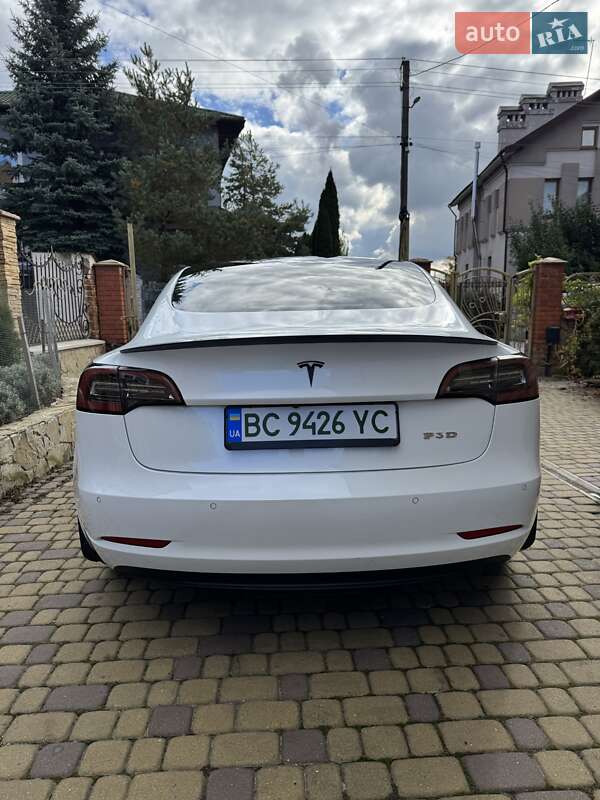 Седан Tesla Model 3 2018 в Львове фото 6 Седан Tesla Model 3 2018 в Львове