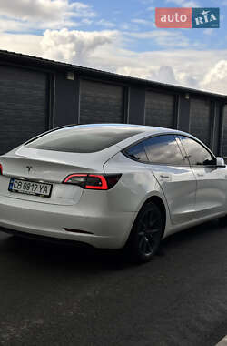 Седан Tesla Model 3 2022 в Чернігові