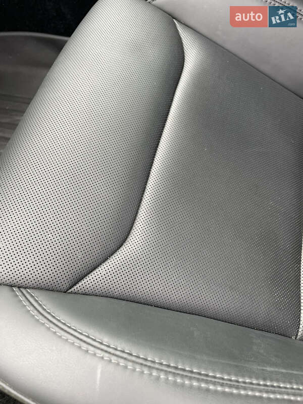 Седан Tesla Model 3 2025 в Бродах фото 16 Седан Tesla Model 3 2025 в Бродах