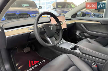 Седан Tesla Model 3 2023 в Одессе