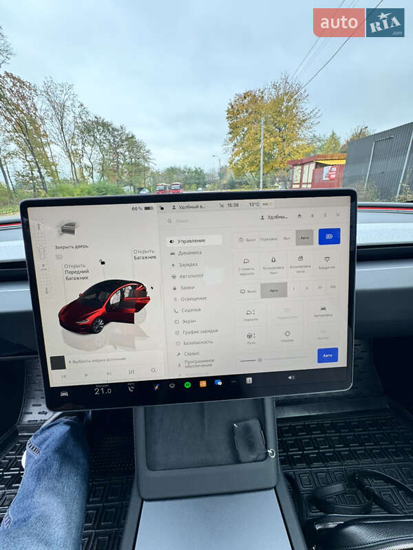 Седан Tesla Model 3 2024 в Білій Церкві