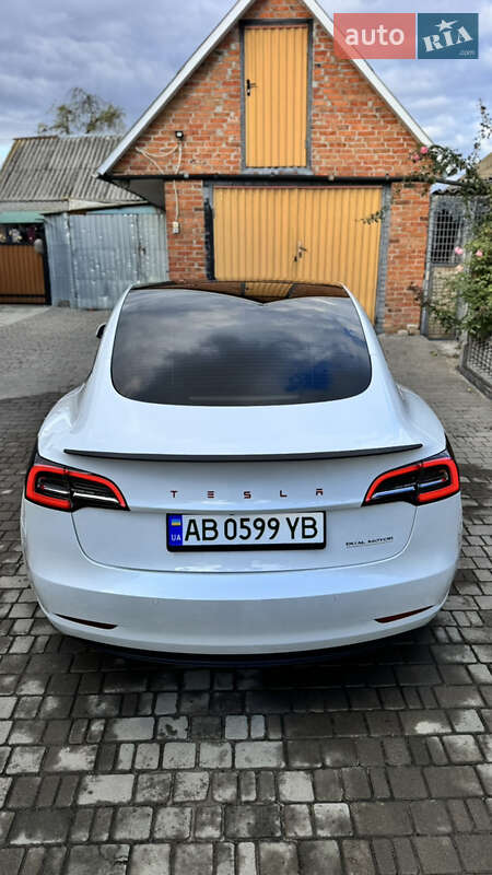 Седан Tesla Model 3 2021 в Вінниці фото 4 Седан Tesla Model 3 2021 в Вінниці