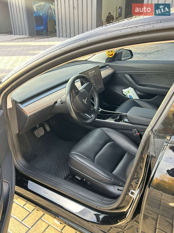 Седан Tesla Model 3 2018 в Кам'янець-Подільському фото 9 Седан Tesla Model 3 2018 в Кам'янець-Подільському