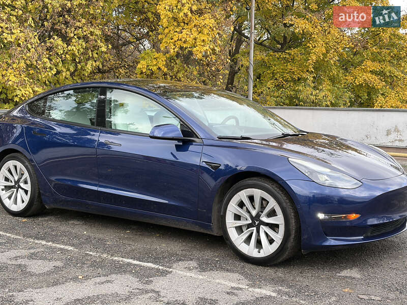Седан Tesla Model 3 2020 в Полтаві фото 3 Седан Tesla Model 3 2020 в Полтаві