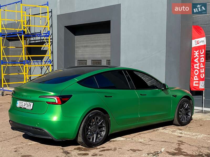 Седан Tesla Model 3 2025 в Киеве фото 11 Седан Tesla Model 3 2025 в Киеве