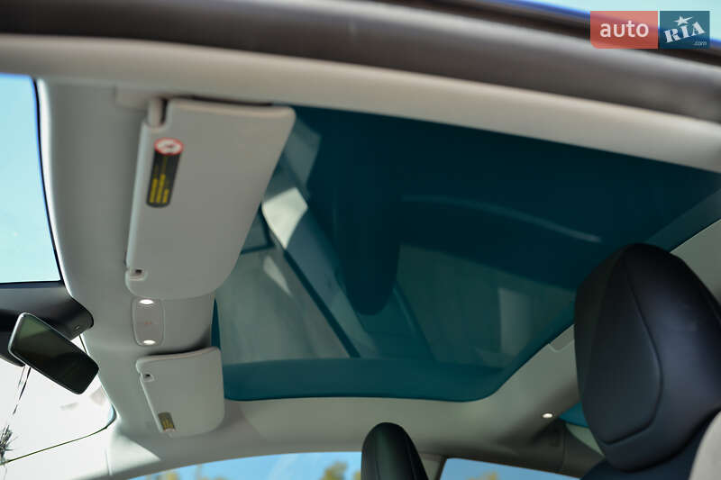 Седан Tesla Model 3 2024 в Ковелі фото 27 Седан Tesla Model 3 2024 в Ковелі