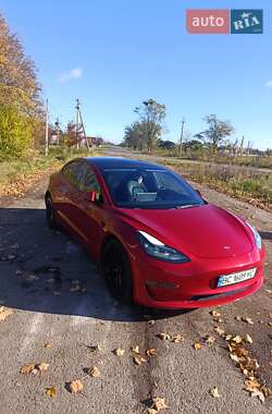 Седан Tesla Model 3 2022 в Стрые