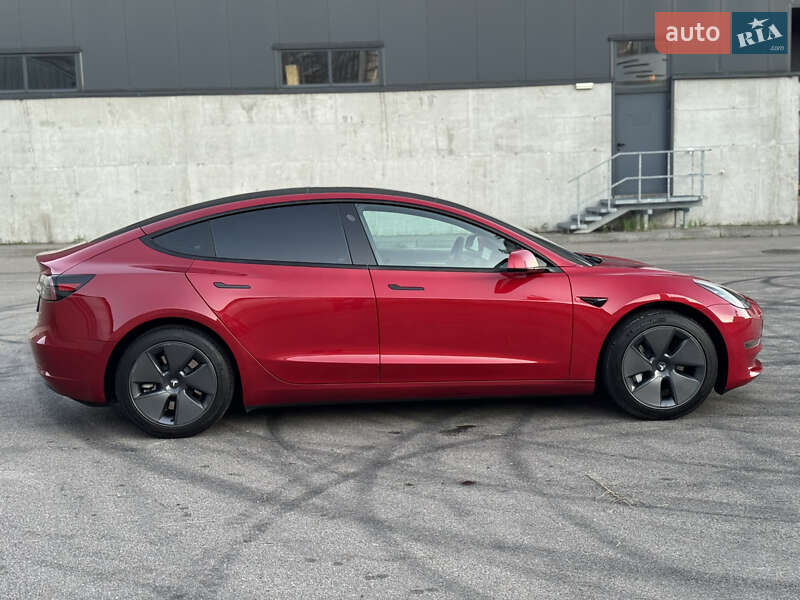 Седан Tesla Model 3 2023 в Киеве фото 4 Седан Tesla Model 3 2023 в Киеве