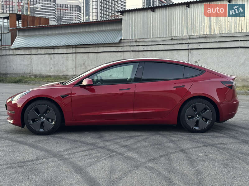 Седан Tesla Model 3 2023 в Киеве фото 8 Седан Tesla Model 3 2023 в Киеве