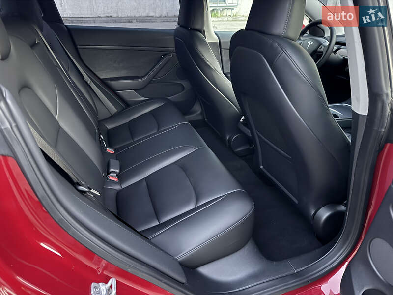 Седан Tesla Model 3 2023 в Киеве фото 20 Седан Tesla Model 3 2023 в Киеве