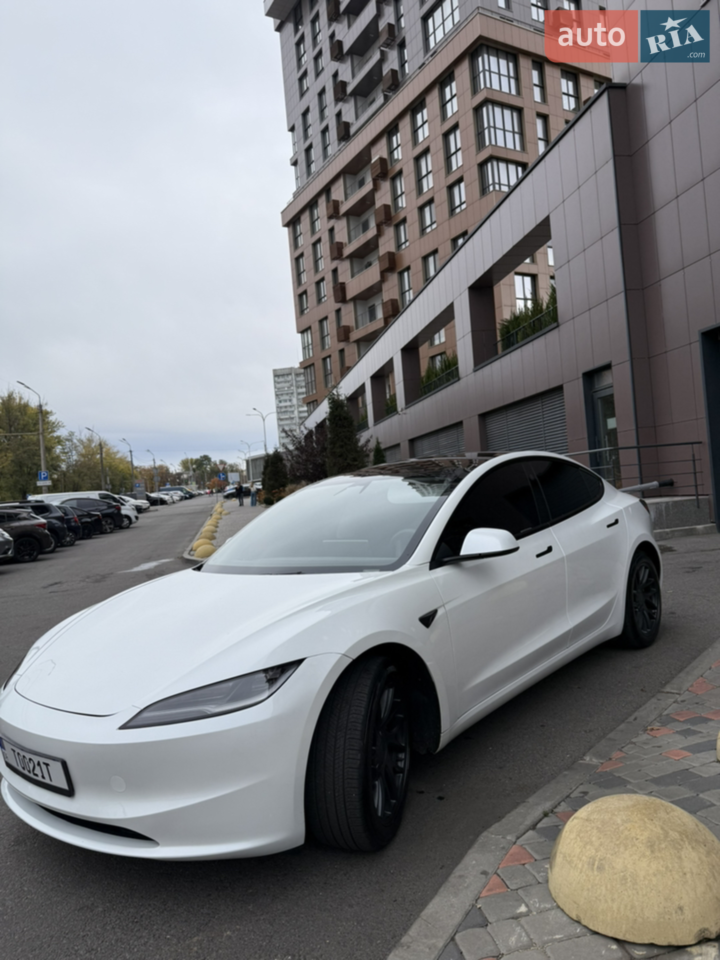 2024 Tesla Model 3 - мініатюра 2
