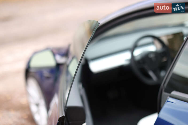 Седан Tesla Model 3 2020 в Полтаві фото 23 Седан Tesla Model 3 2020 в Полтаві