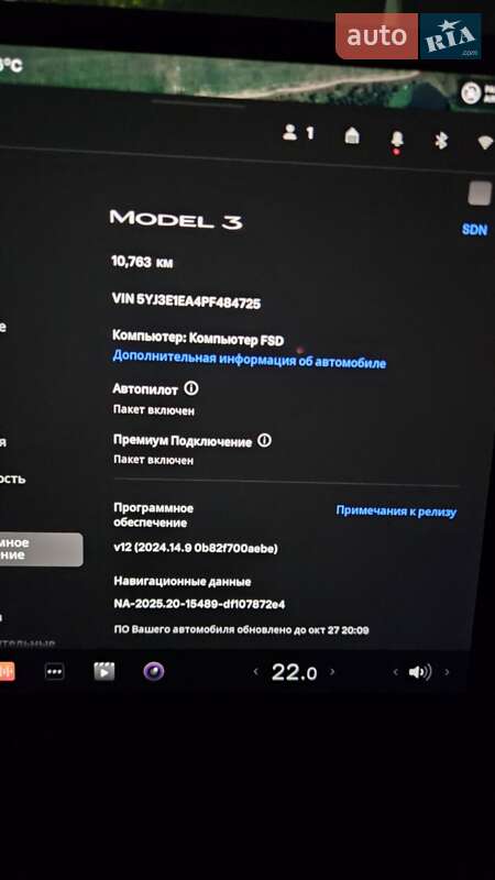 Седан Tesla Model 3 2023 в Києві