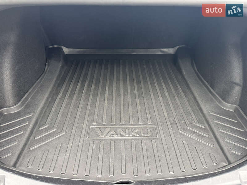 Седан Tesla Model 3 2021 в Одесі фото 14 Седан Tesla Model 3 2021 в Одесі