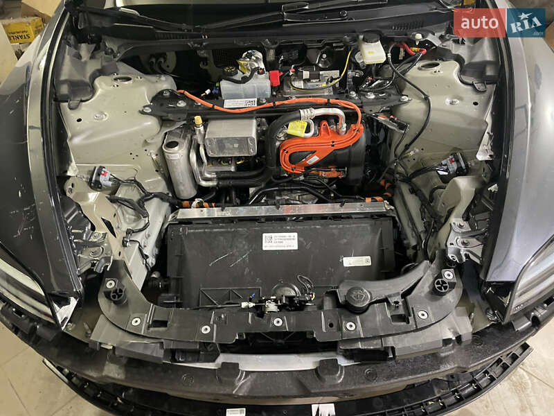 Седан Tesla Model 3 2025 в Бродах фото 20 Седан Tesla Model 3 2025 в Бродах