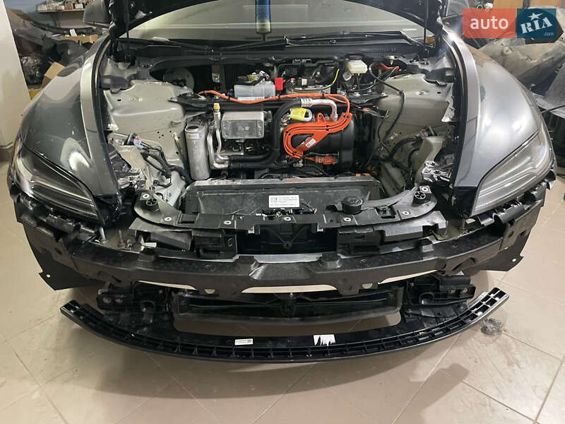 Седан Tesla Model 3 2025 в Бродах фото 22 Седан Tesla Model 3 2025 в Бродах