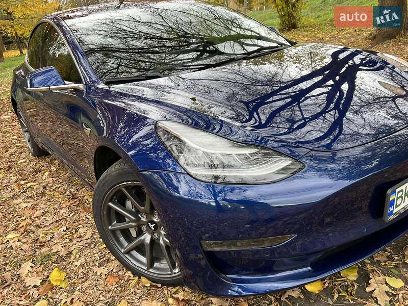 Седан Tesla Model 3 2020 в Дубно фото 5 Седан Tesla Model 3 2020 в Дубно