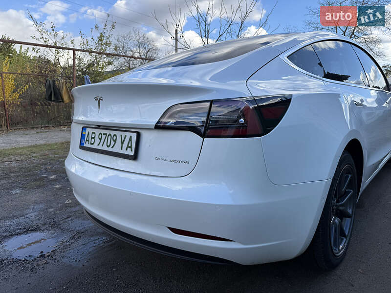 Седан Tesla Model 3 2019 в Ладыжине фото 6 Седан Tesla Model 3 2019 в Ладыжине
