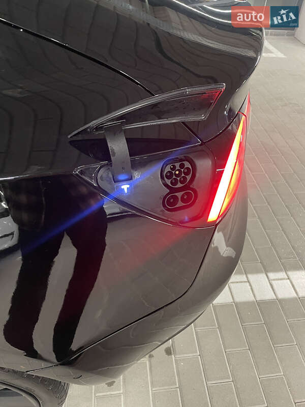 Седан Tesla Model 3 2019 в Києві