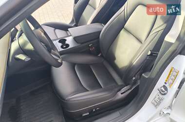 Седан Tesla Model 3 2023 в Вінниці