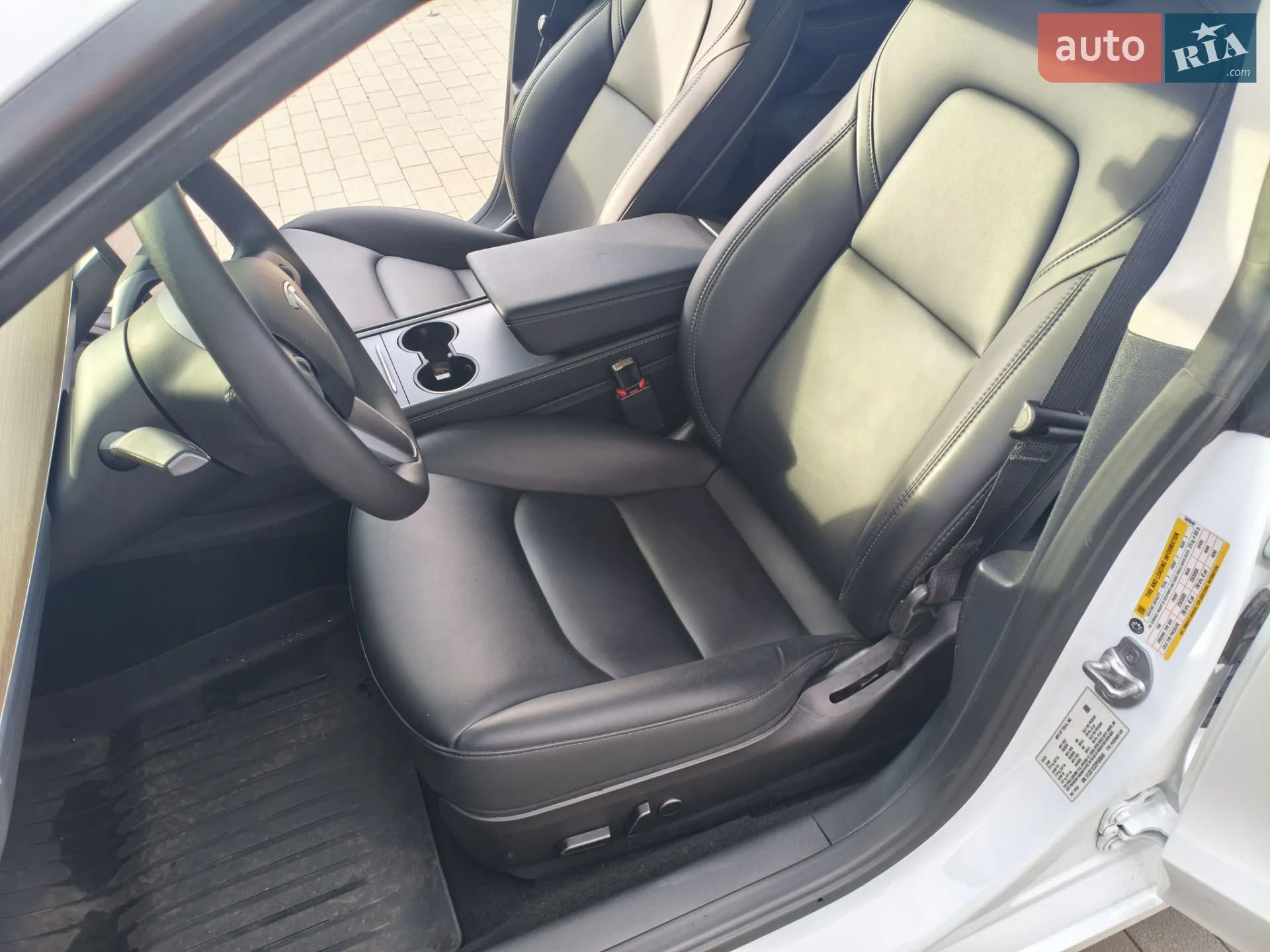 2023 Tesla Model 3 - мініатюра 16