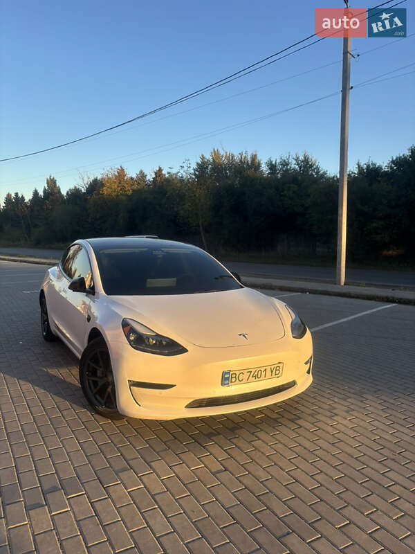 Седан Tesla Model 3 2021 в Лисиничах фото 2 Седан Tesla Model 3 2021 в Лисиничах