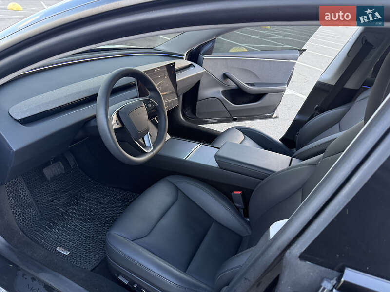 Седан Tesla Model 3 2024 в Києві фото 11 Седан Tesla Model 3 2024 в Києві