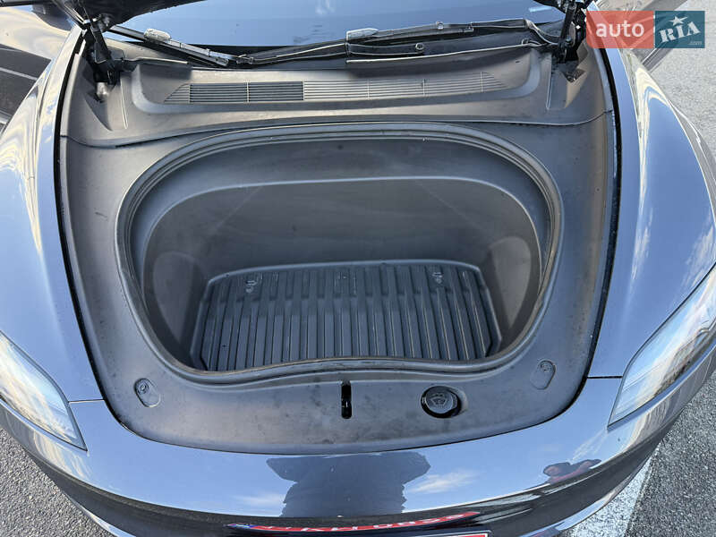 Седан Tesla Model 3 2024 в Києві фото 16 Седан Tesla Model 3 2024 в Києві