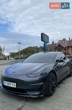 Седан Tesla Model 3 2018 в Ивано-Франковске Седан Tesla Model 3 2018 в Ивано-Франковске