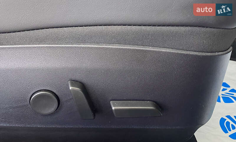 Седан Tesla Model 3 2020 в Львове фото 15 Седан Tesla Model 3 2020 в Львове