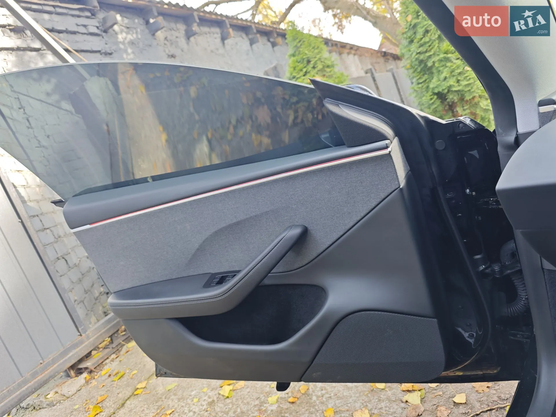 2024 Tesla Model 3 - мініатюра 16