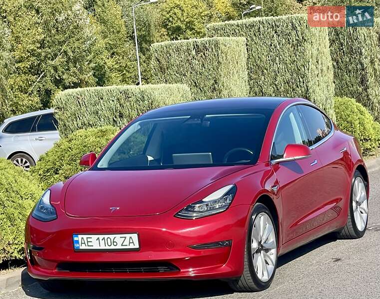 Tesla Model 3 2018 Tesla Model 3 2018