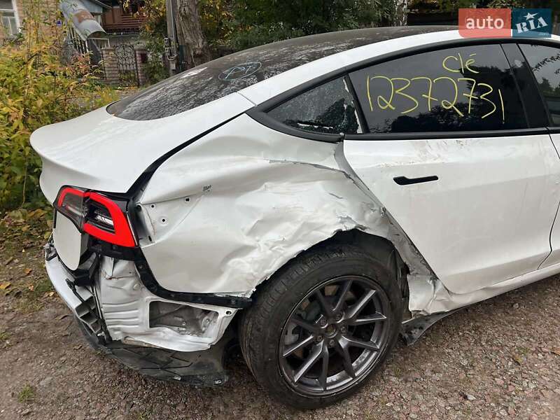 Седан Tesla Model 3 2022 в Киеве фото 27 Седан Tesla Model 3 2022 в Киеве