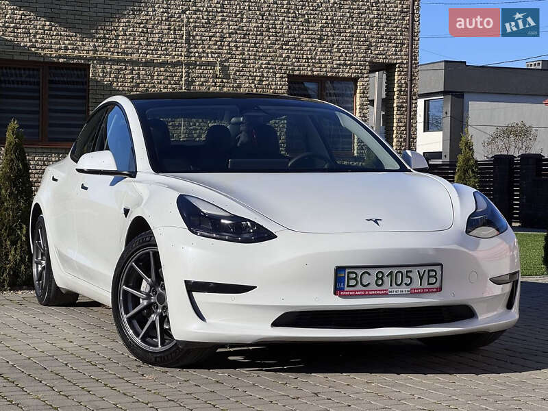 Седан Tesla Model 3 2022 в Стрию фото 3 Седан Tesla Model 3 2022 в Стрию