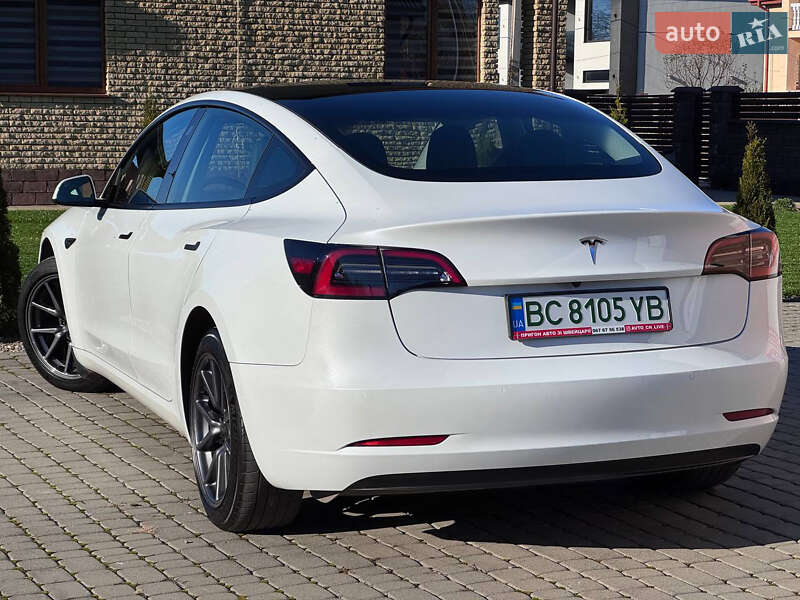Седан Tesla Model 3 2022 в Стрию фото 11 Седан Tesla Model 3 2022 в Стрию