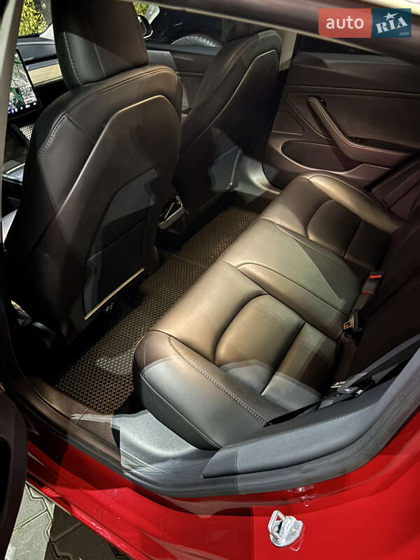 Седан Tesla Model 3 2019 в Черновцах фото 12 Седан Tesla Model 3 2019 в Черновцах