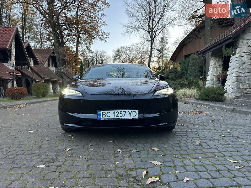 Седан Tesla Model 3 2024 в Львові фото 37 Седан Tesla Model 3 2024 в Львові